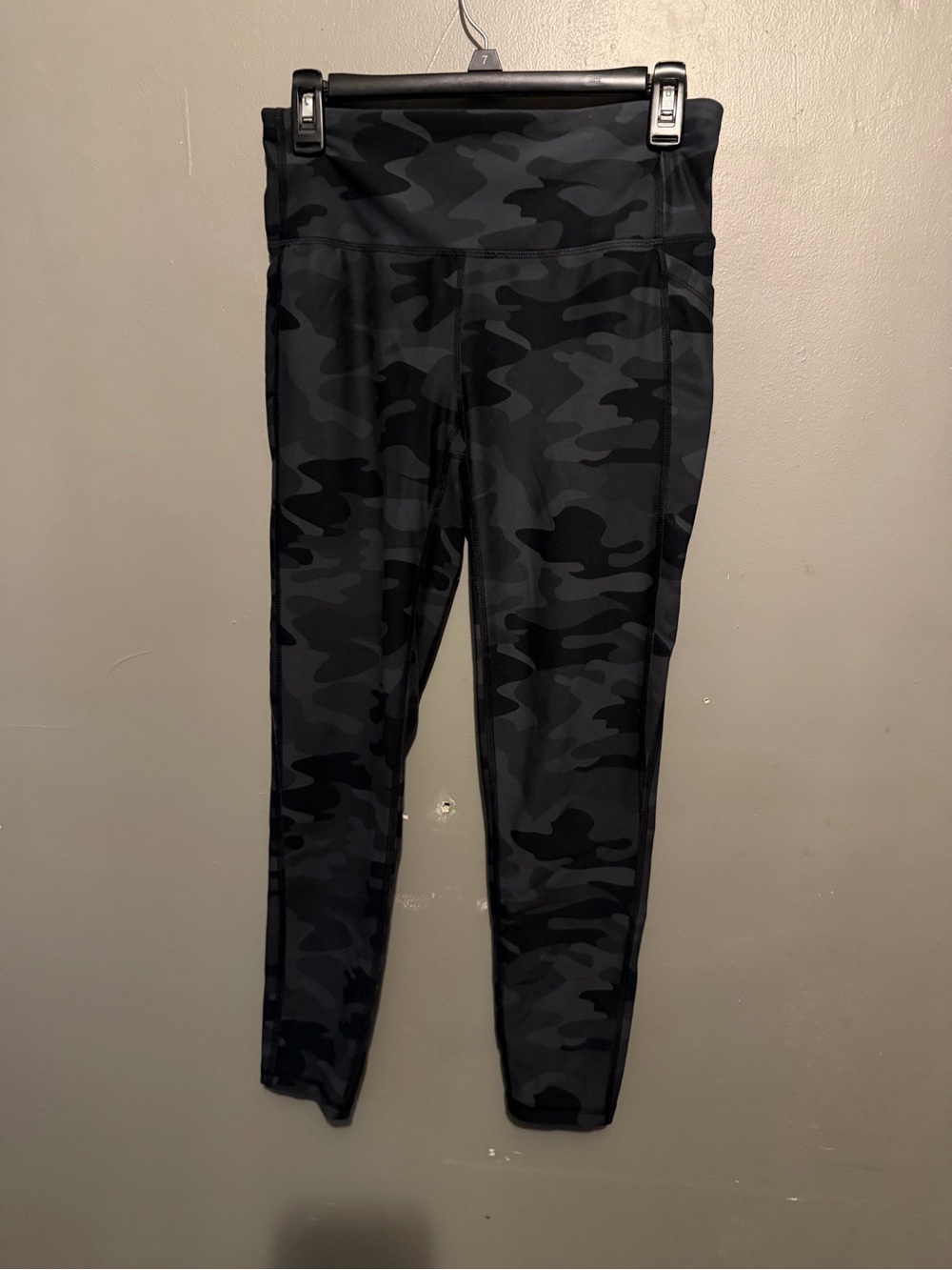 DSG Girls Black & Charcoal Camo Leggings